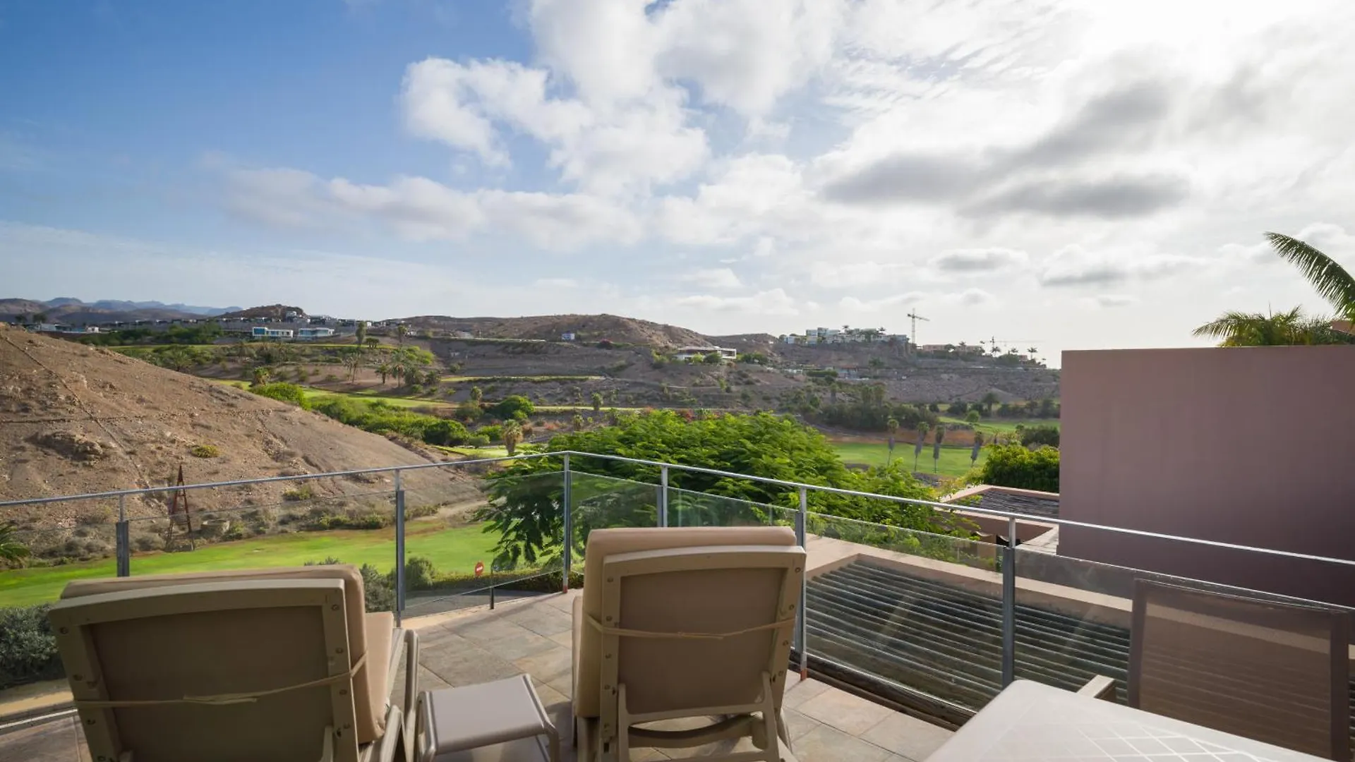 Salobre Villas Lagos 0*, Salobre (Gran Canaria)