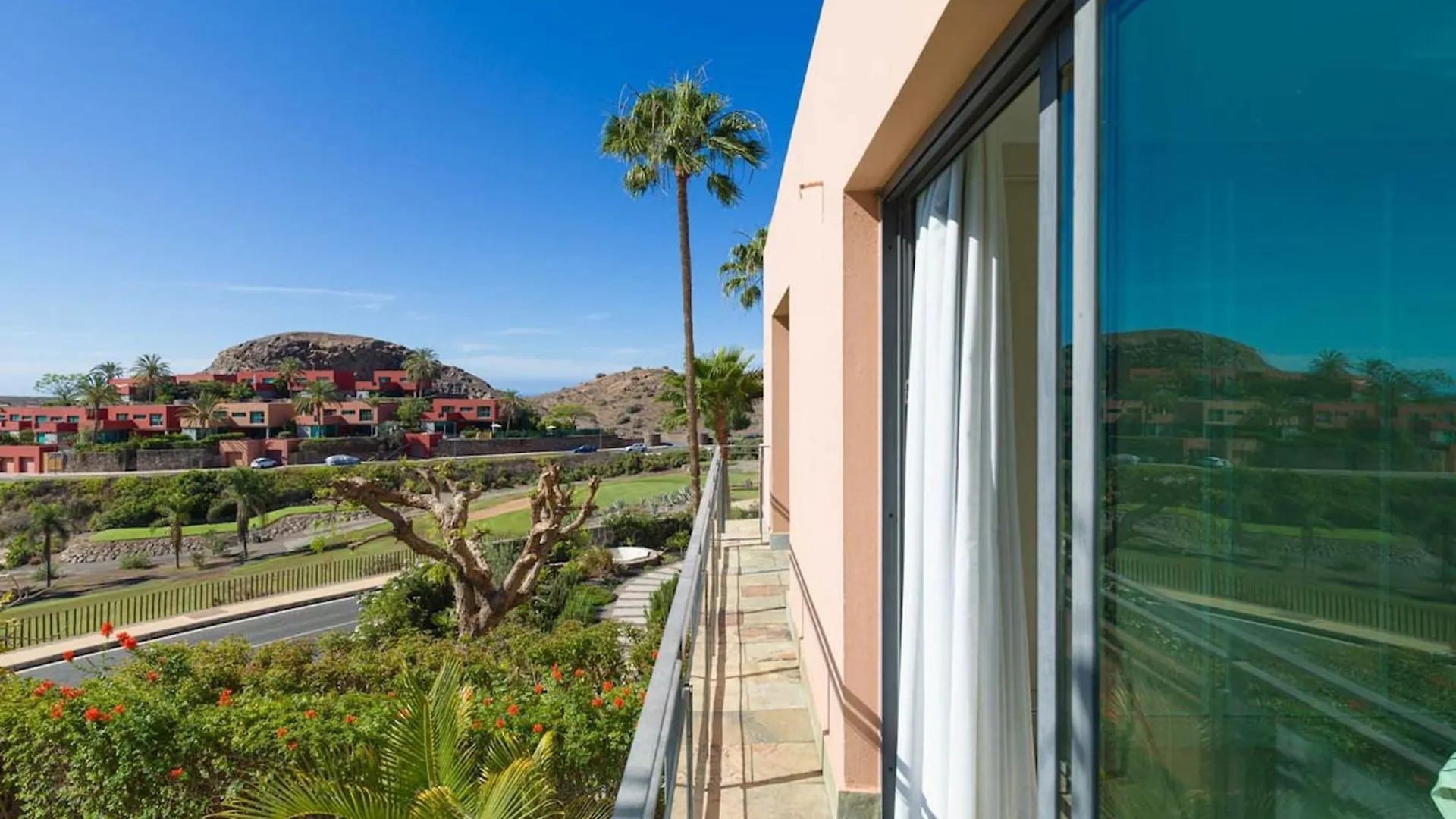 Salobre Villas Lagos 0*, Salobre (Gran Canaria) Spain